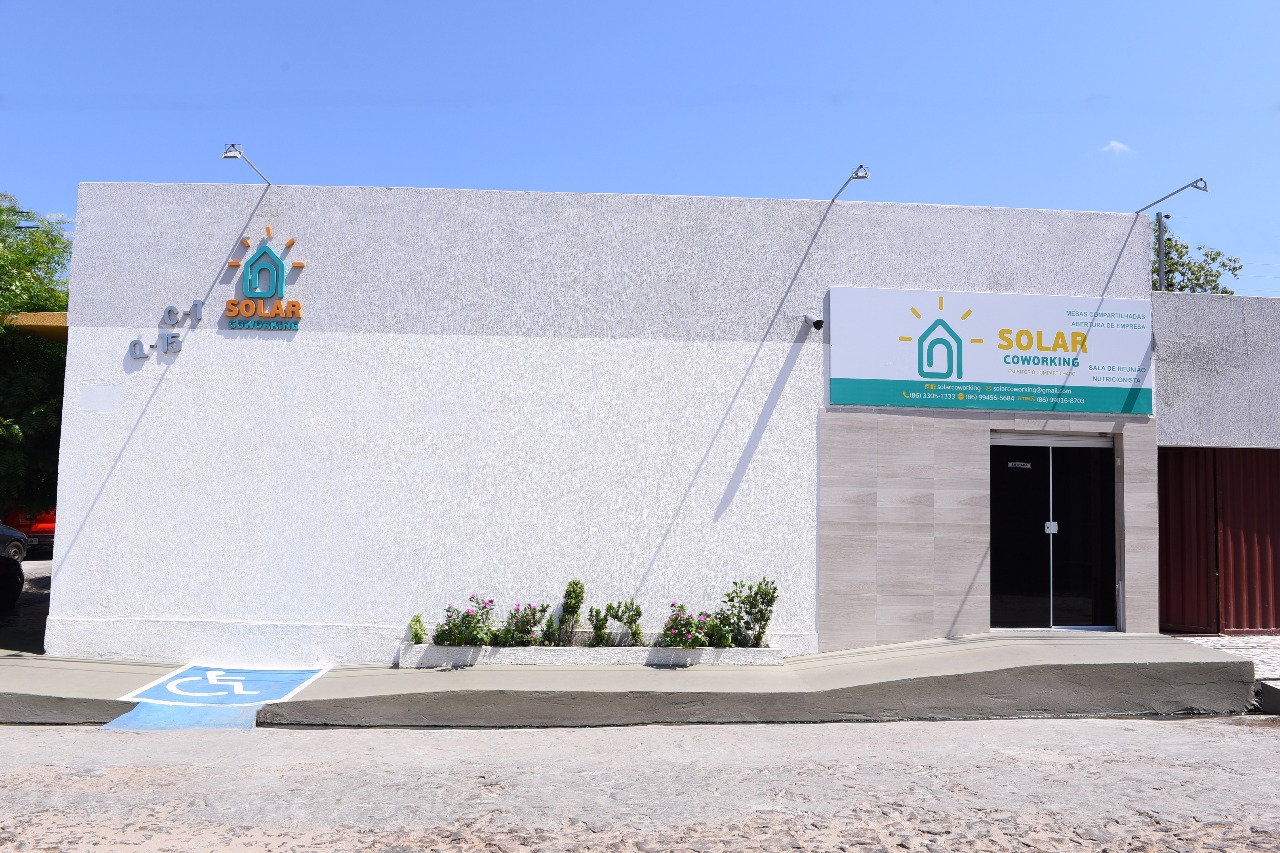 Fachada Solar Coworking